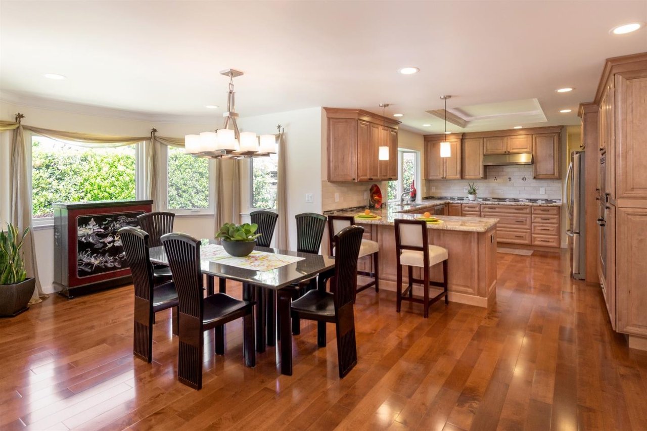 14305 Holden Court