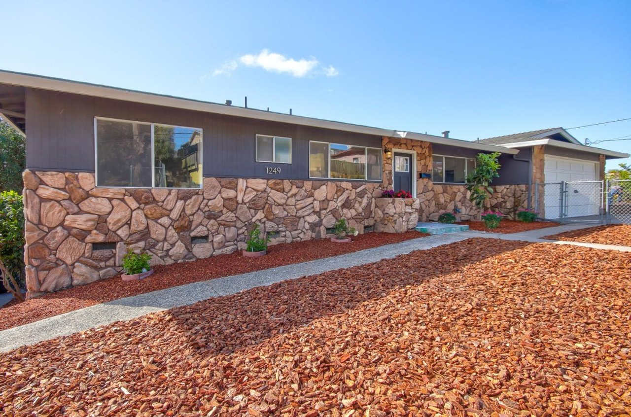 1249 Luzern Street, Seaside, Ca 