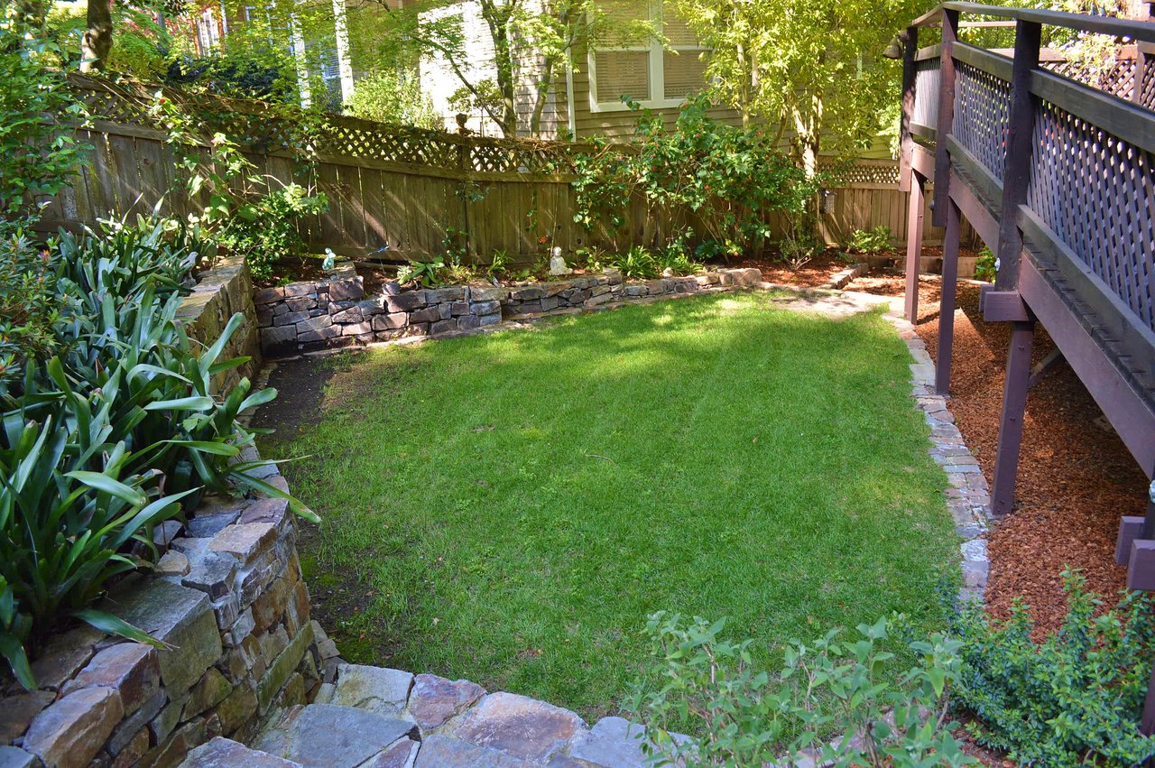 52 Piedmont Road, Larkspur