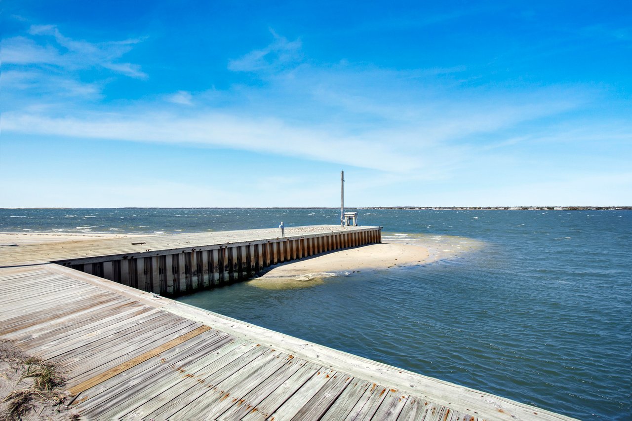 580 Dune Rd, #7