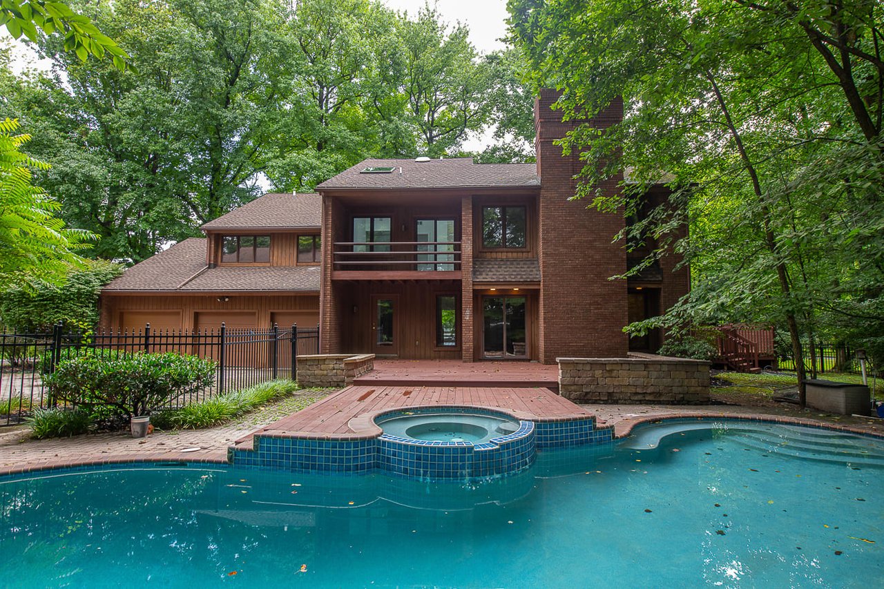 Bryn Mawr Custom Contemporary