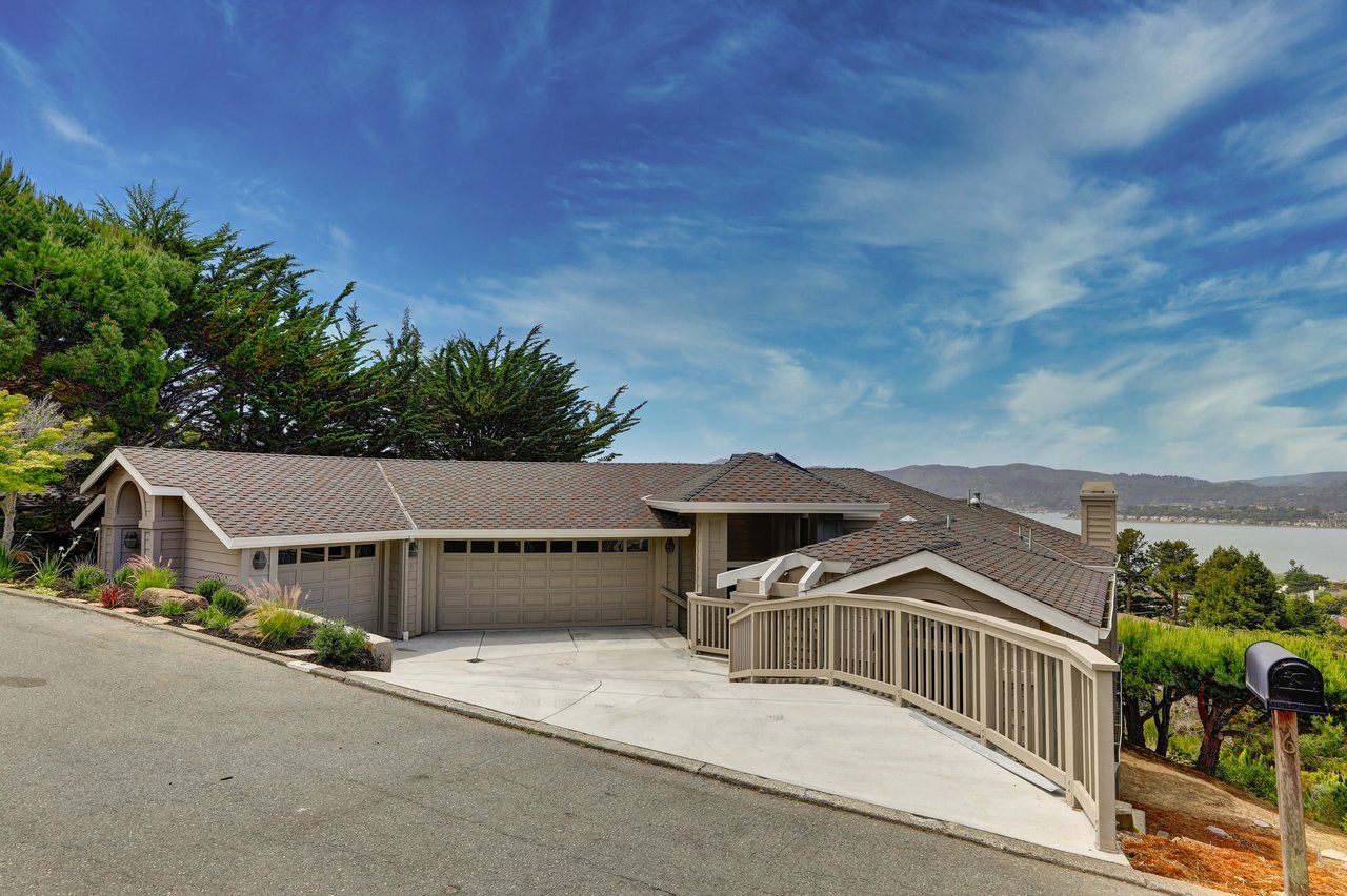 6 Mira Flores Lane