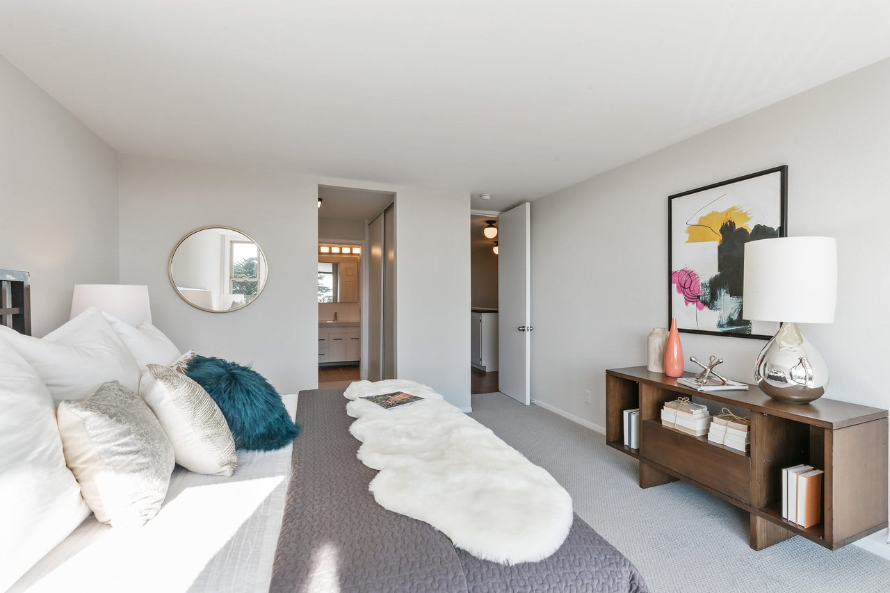 266-B Red Rock Way