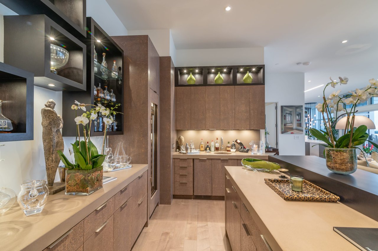 280 Golden Gate Point PH 2