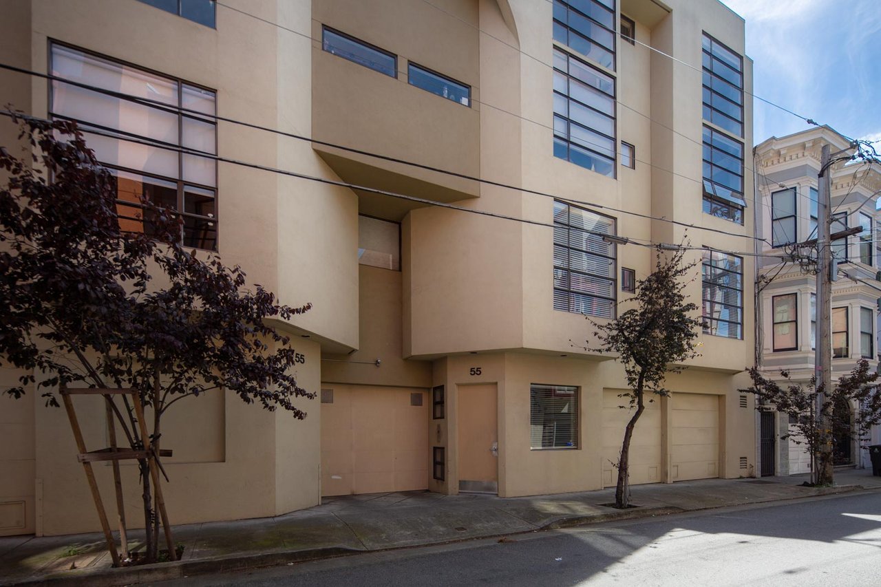 VANDEWATER STREET CONDOMINIUMS