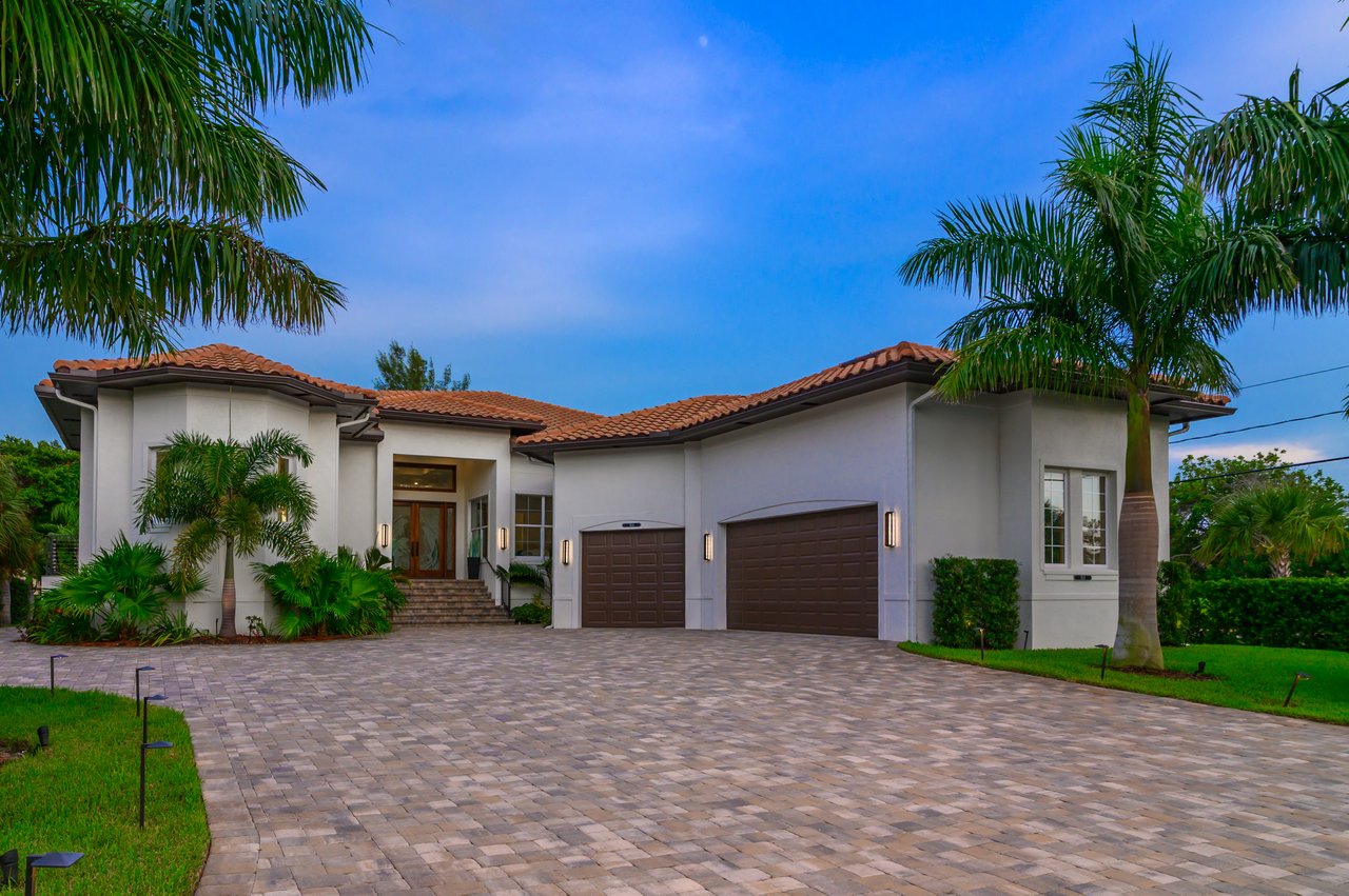 500 Ketch Lane, Country Club Shores, Longboat Key