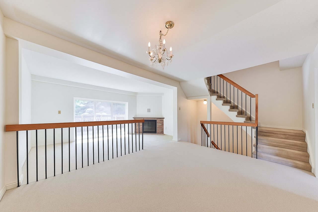 1160 Walden Circle #11