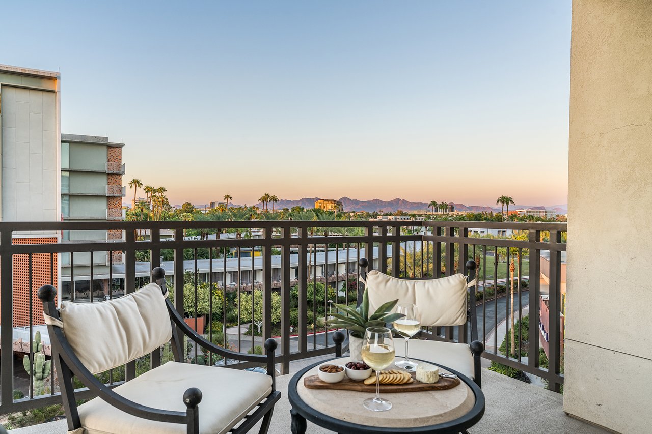 6803 E MAIN Street, 5511