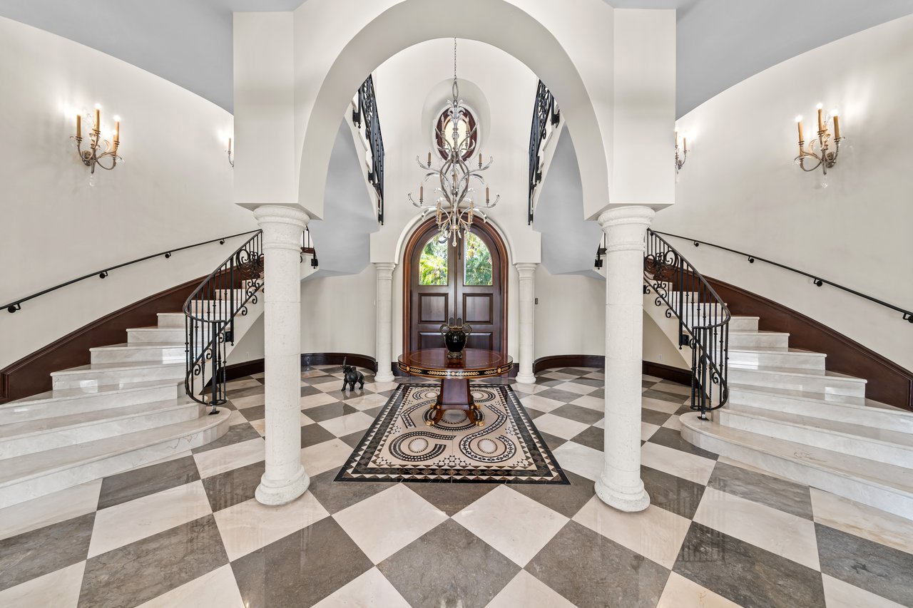 150 Edgewater Drive
