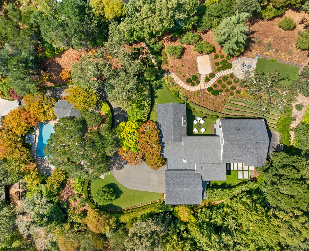 Private, Modern Compound in Premier Ross Location