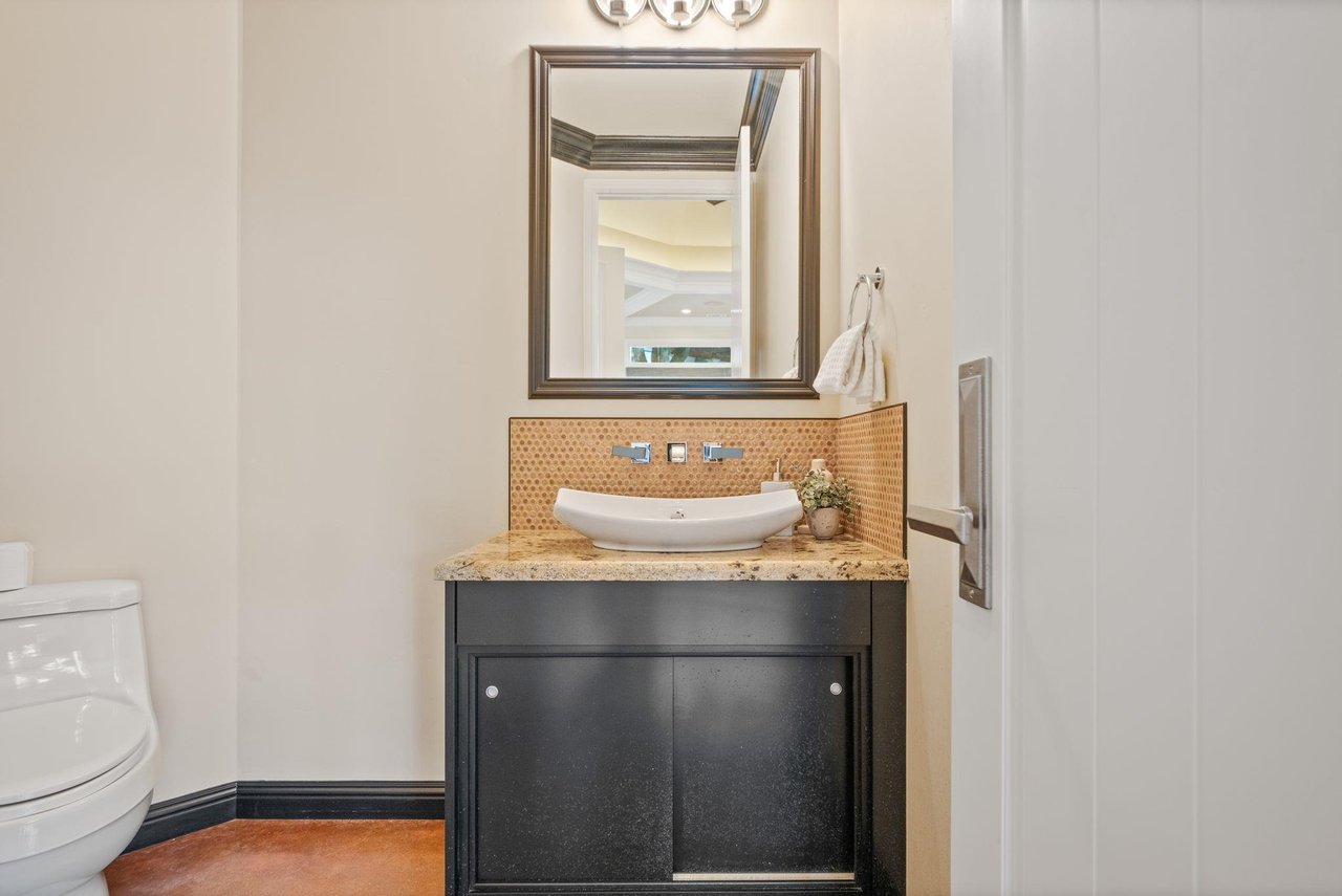 10633 Dublin Canyon Rd