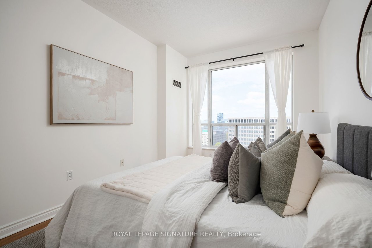 PENTHOUSE FOR DOWNTOWN LIVING 
