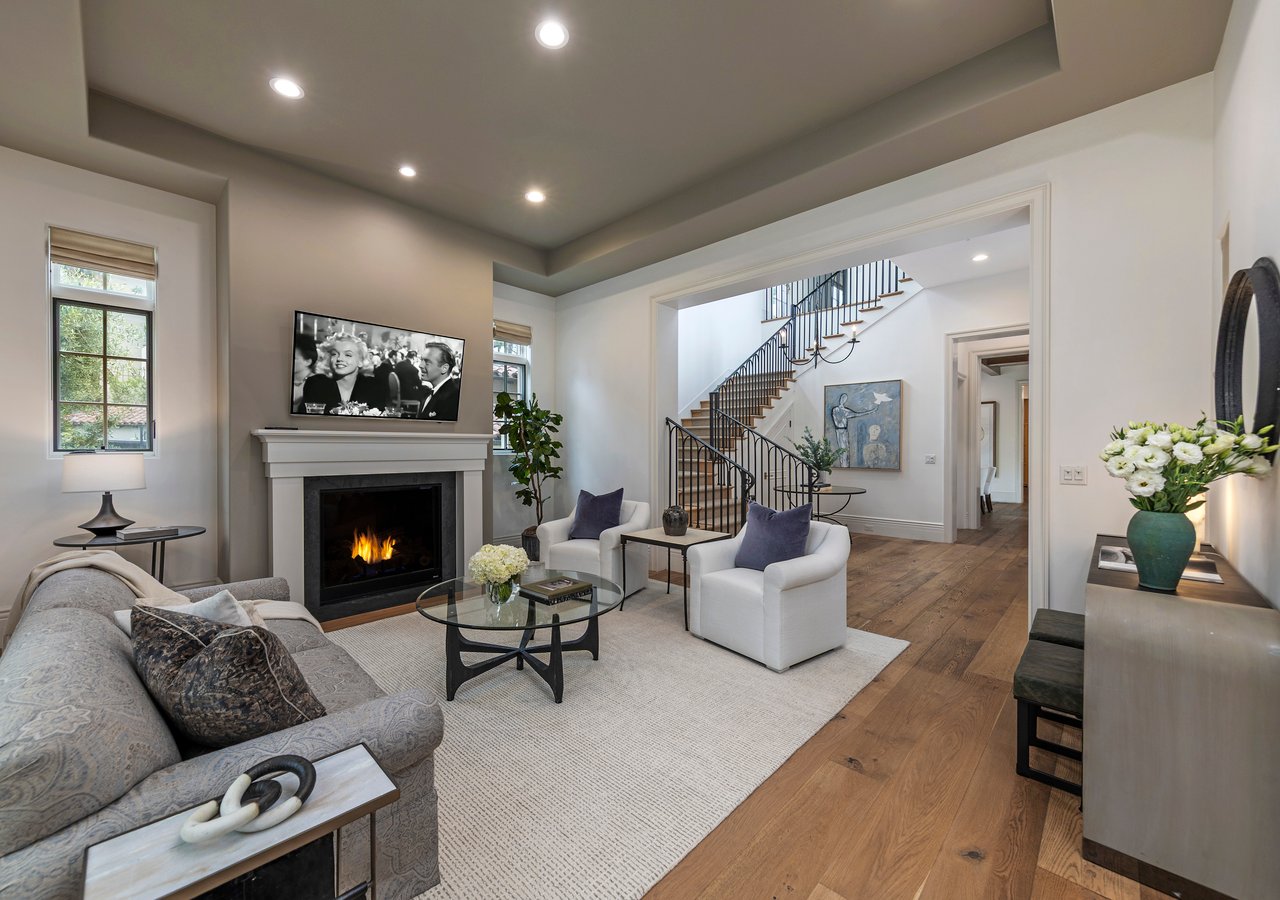 10210 Century Woods Dr, Century City