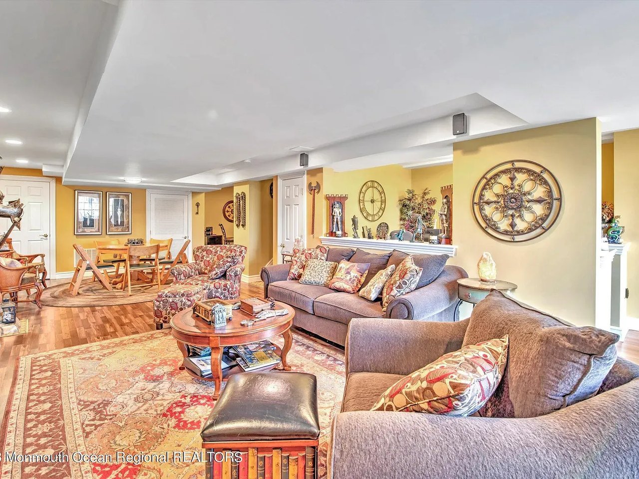 52 Smock Court