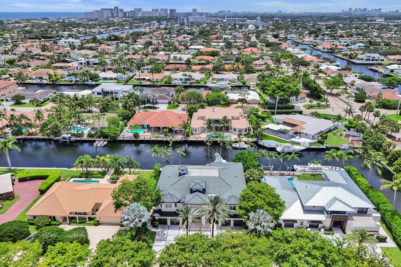 30  S Compass Dr