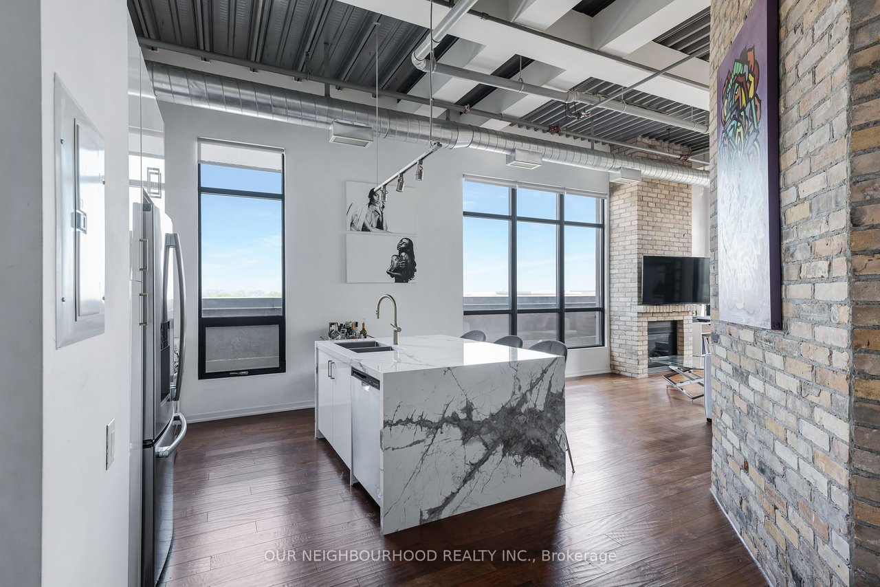 Regent Park Penthouse 