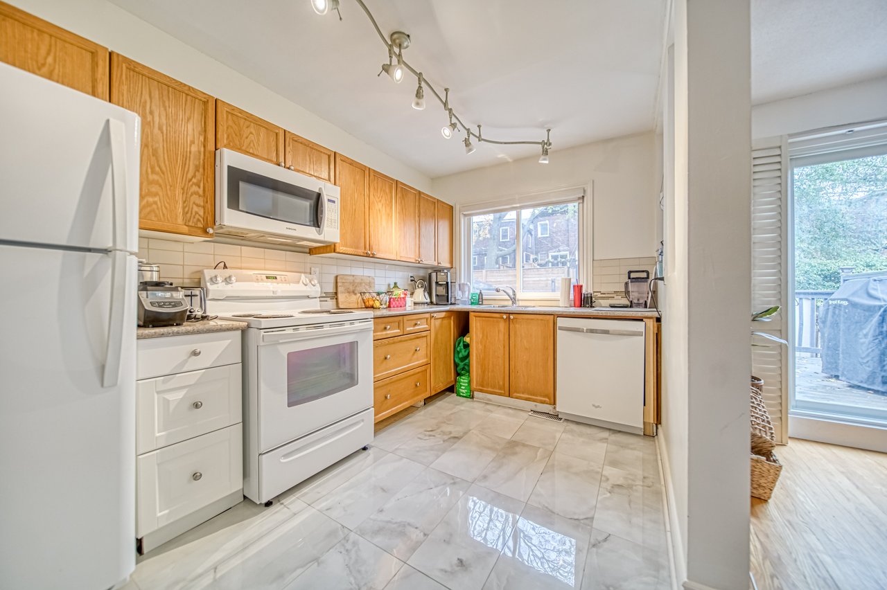 Upper Beaches Main Level