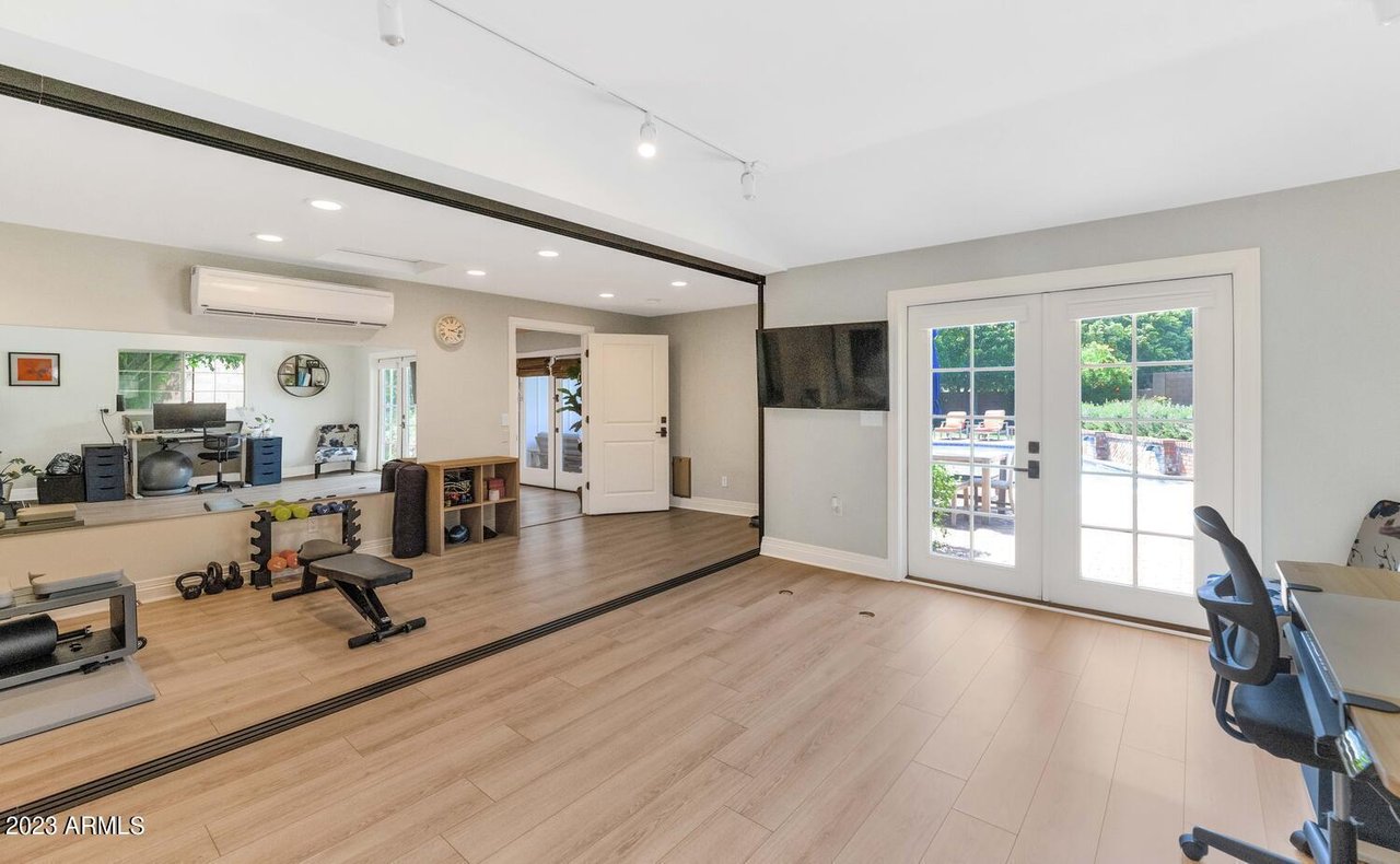 Just Sold: 4474 E Calle Del Norte