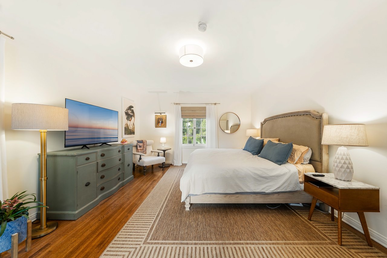 6427 Orange Street, Beverly Grove