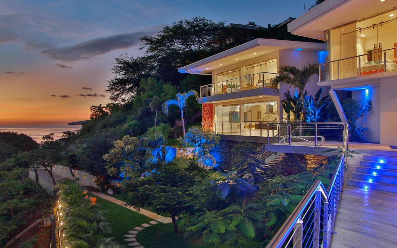 Casa Malinche Palace | 8 Bedroom Ocean View Investment Villa in Playa Ocotal, Costa Rica