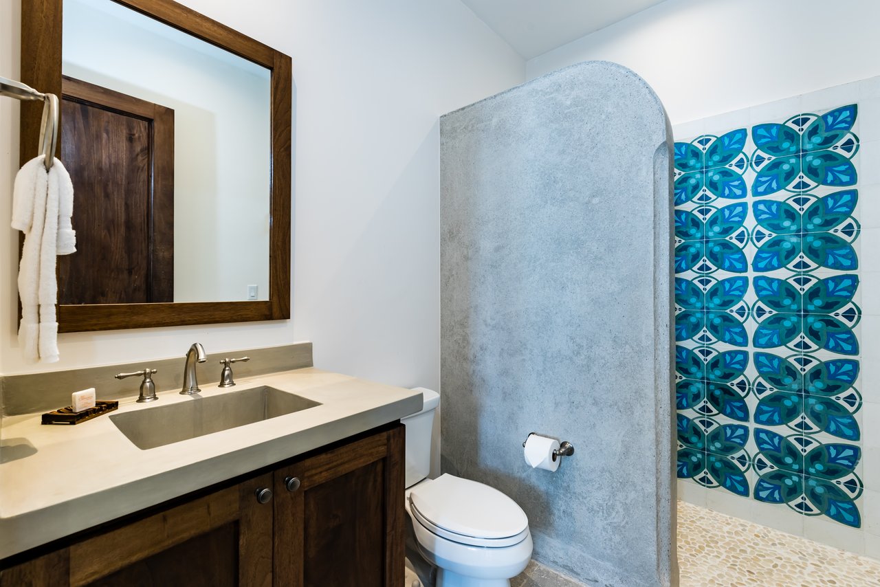 Casa Acuarela | 17 Calle Cartagena: A Vibrant 4-Bedroom Retreat Steps from Playa Danta in the Heart of Las Catalinas