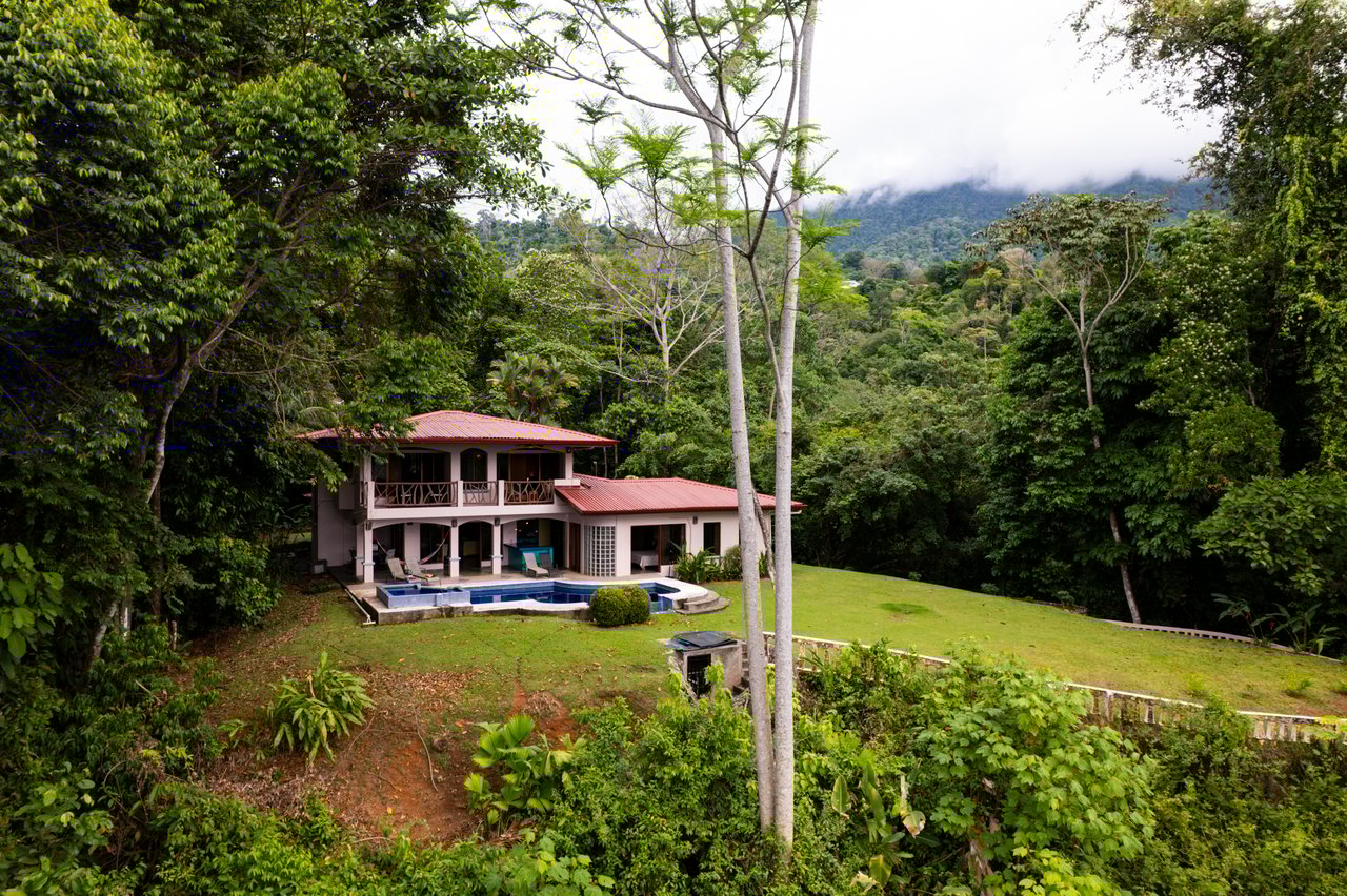Ocean View home in Ventanas with Privacy
