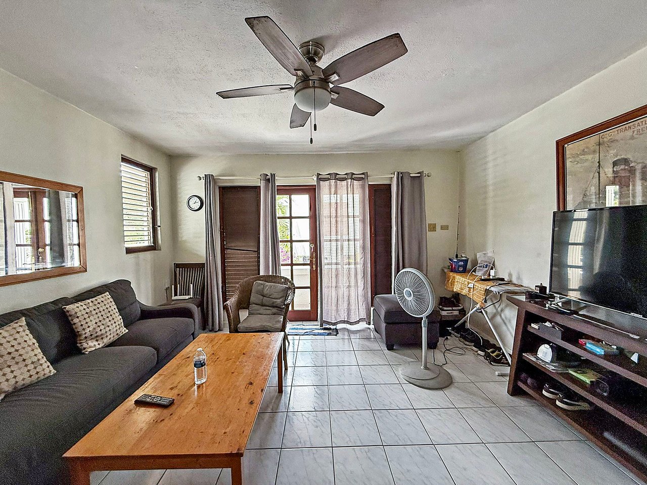 1058 Road Town 1 Bedroom Apartment