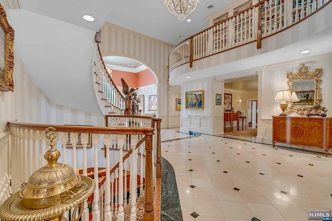 High Mountain Estate
