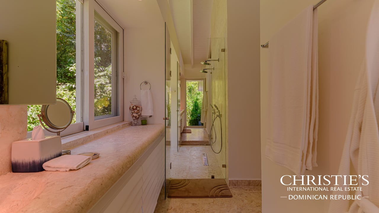 Luxury Ocean View Villa in the Puerto Bahía Resort Community