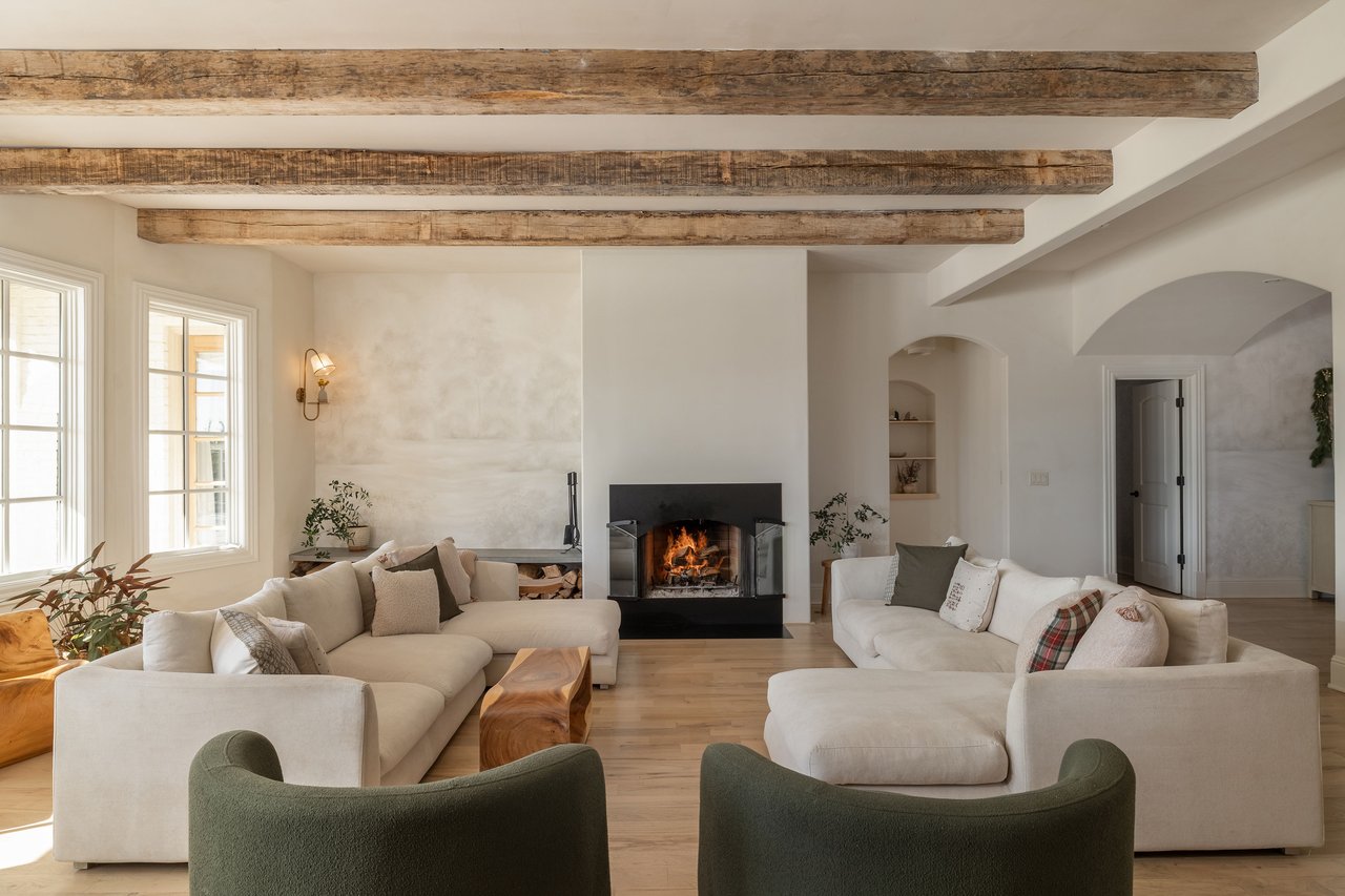 contact-form-background