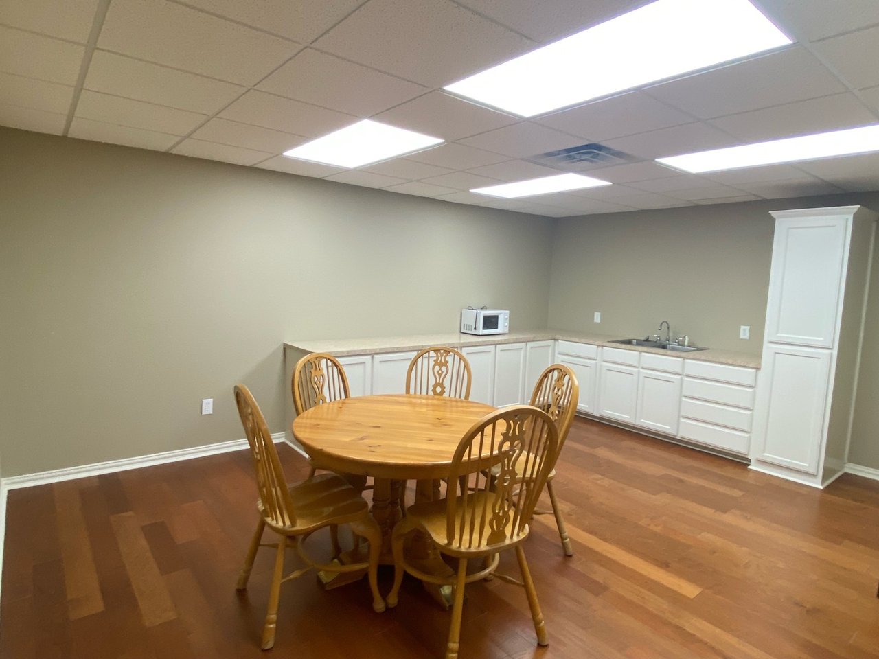 5809 N Hwy 6, Suite 5