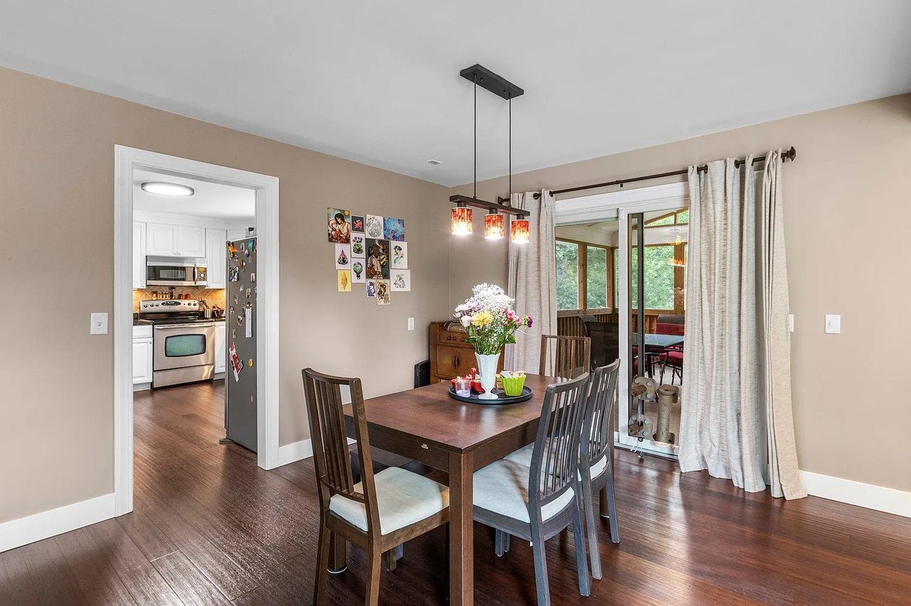 Updated Rambler in the Heart of Minnetonka