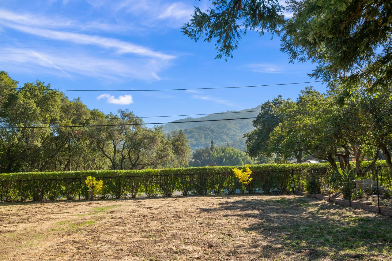 19605 Glen Una Drive