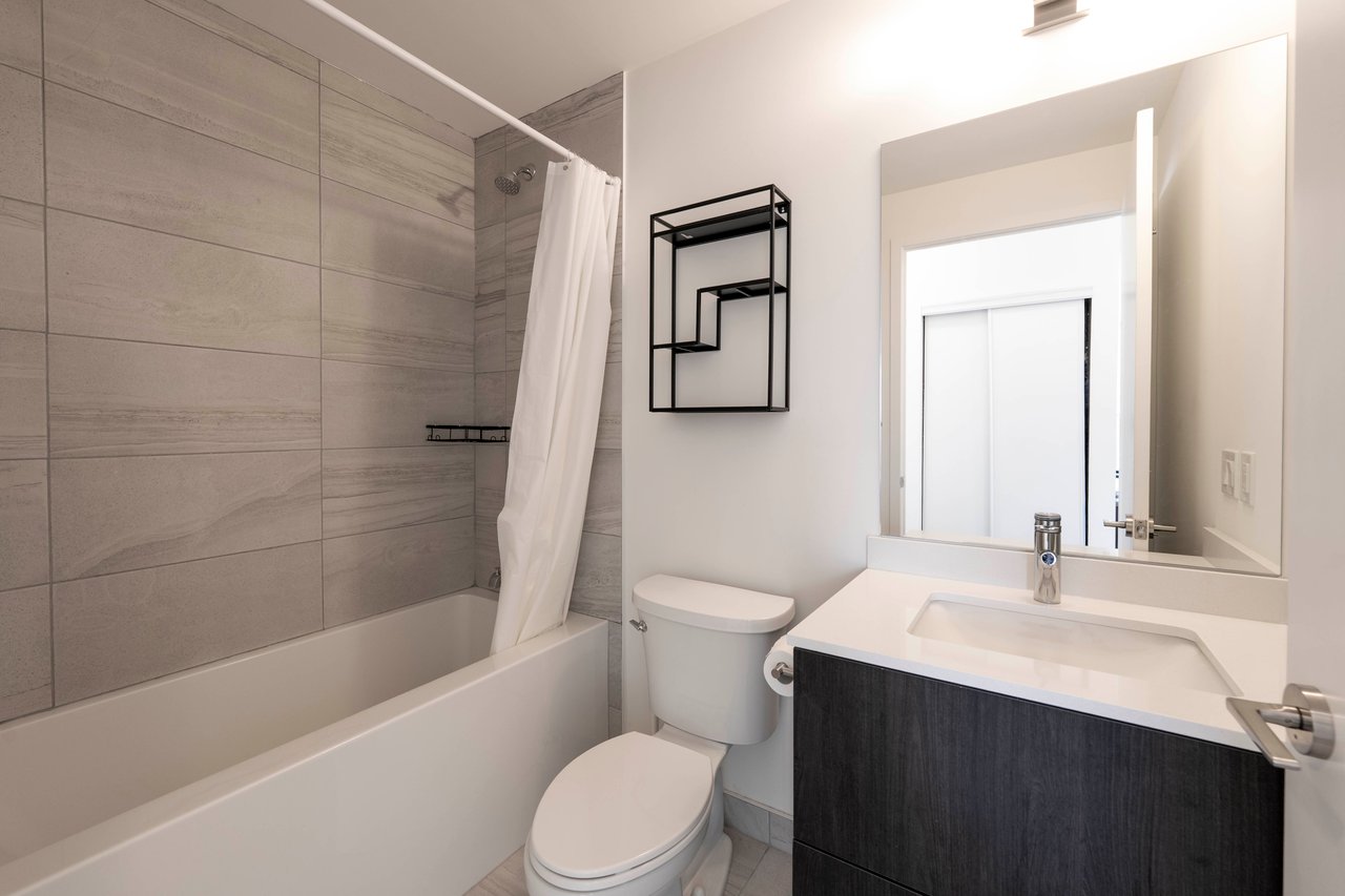 2 David Eyer Road, 525