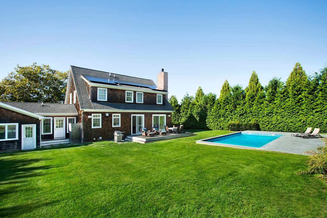 14 Underhill Drive, Southampton