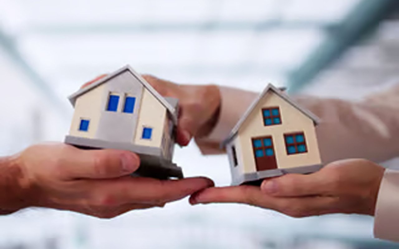 Buying & Selling a Home at the Same Time?