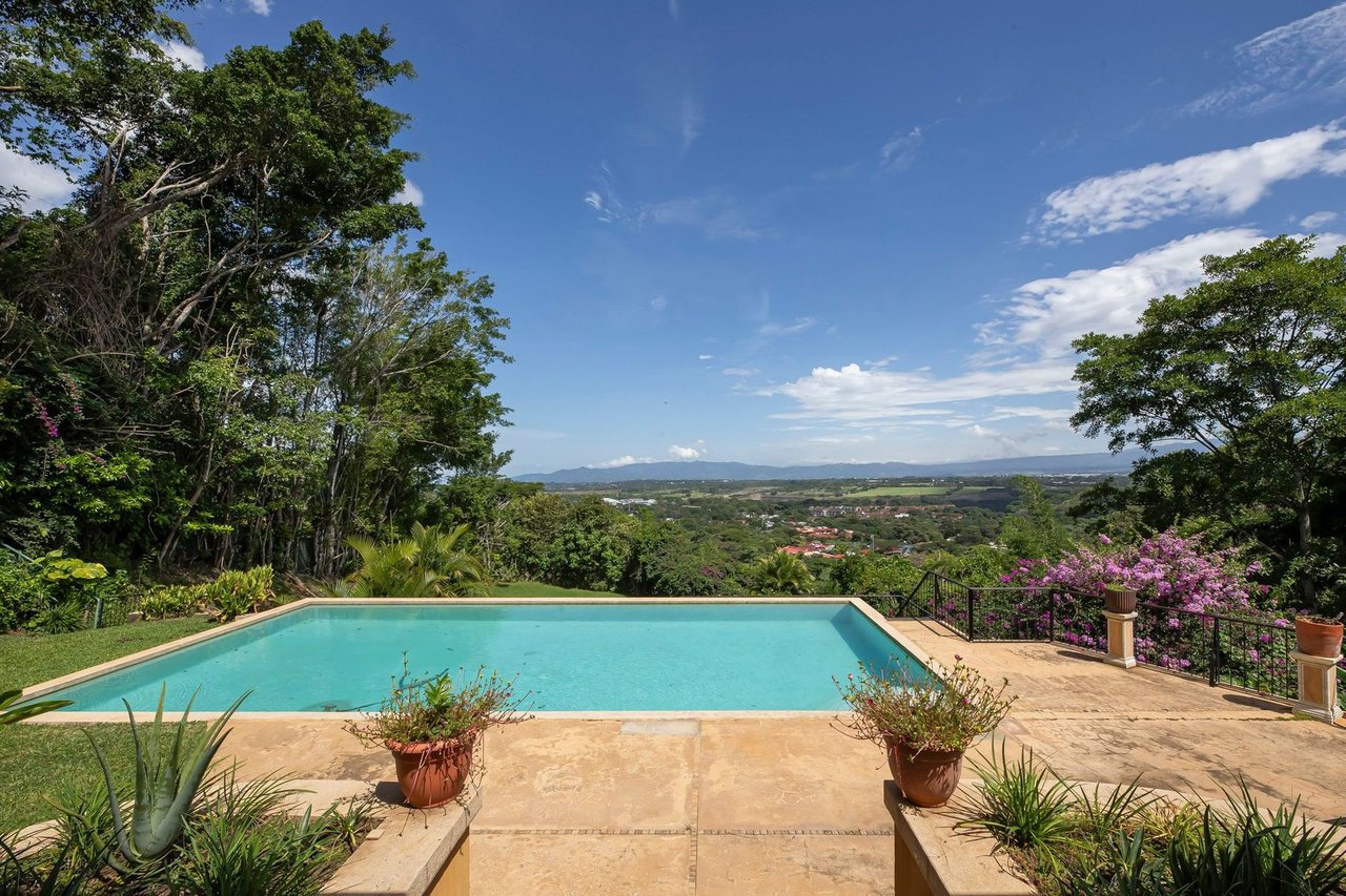 Luxury Villa, Santa Ana, San Jose