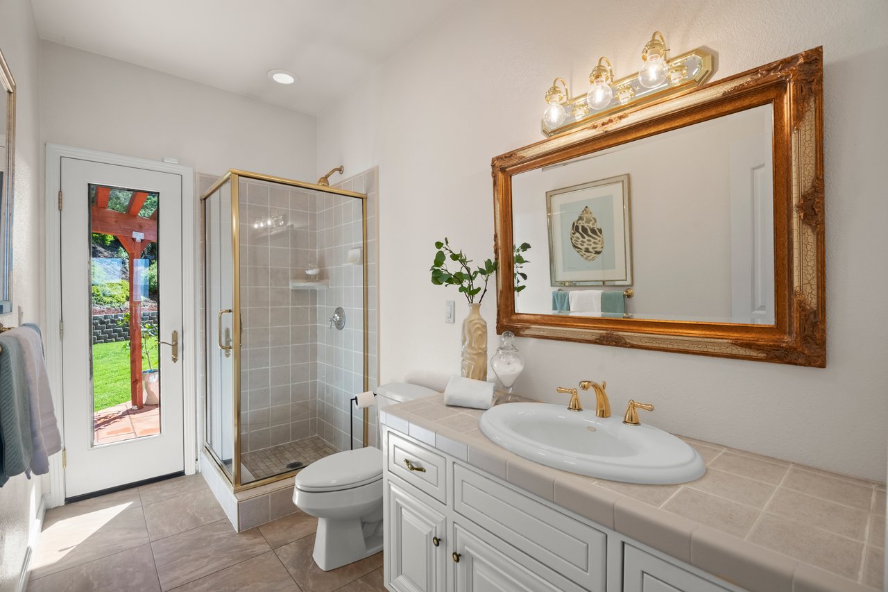 15940 Wildcat Ridge, Saratoga