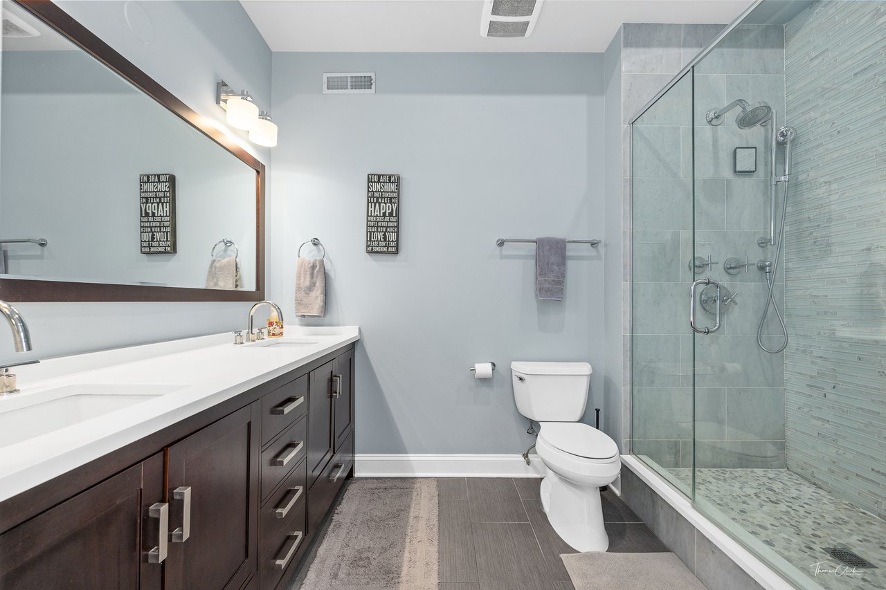 939 W Madison Street Unit: 301