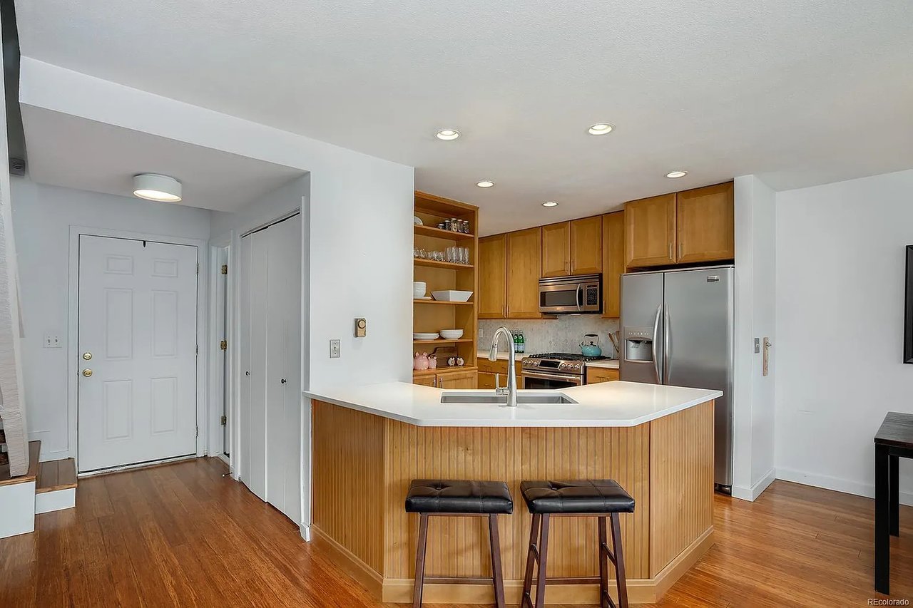 827 Maxwell Ave APT L
