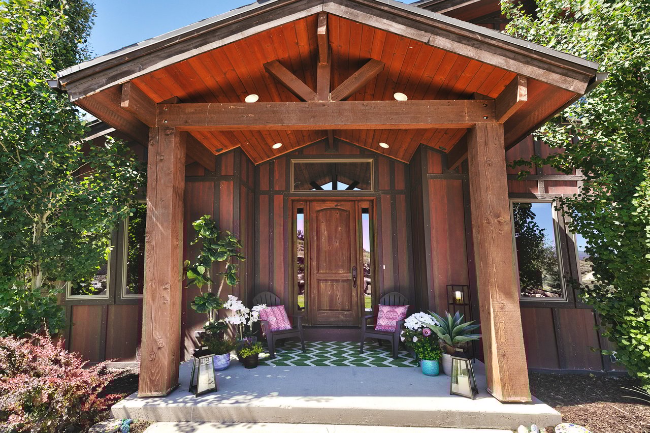 Crescent Peak Hideaway