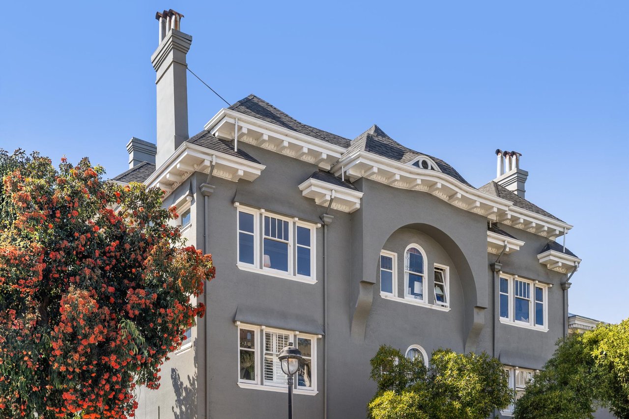 95 6th Avenue