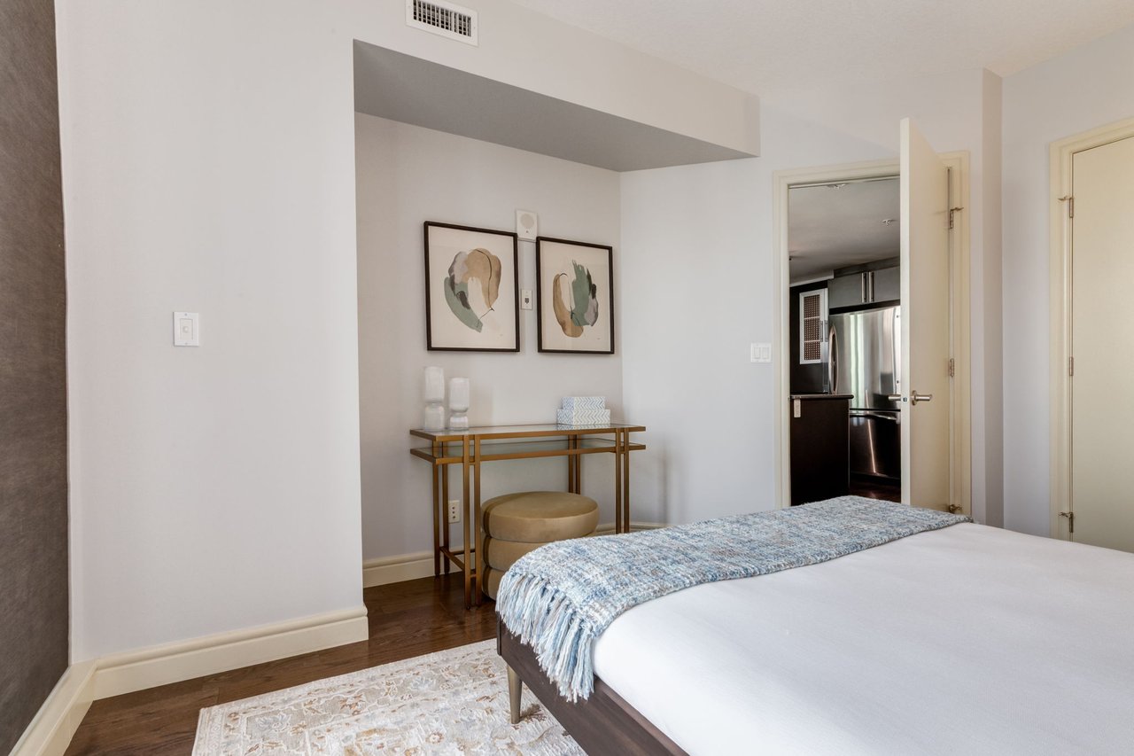 817 15 Avenue SW Unit: 500