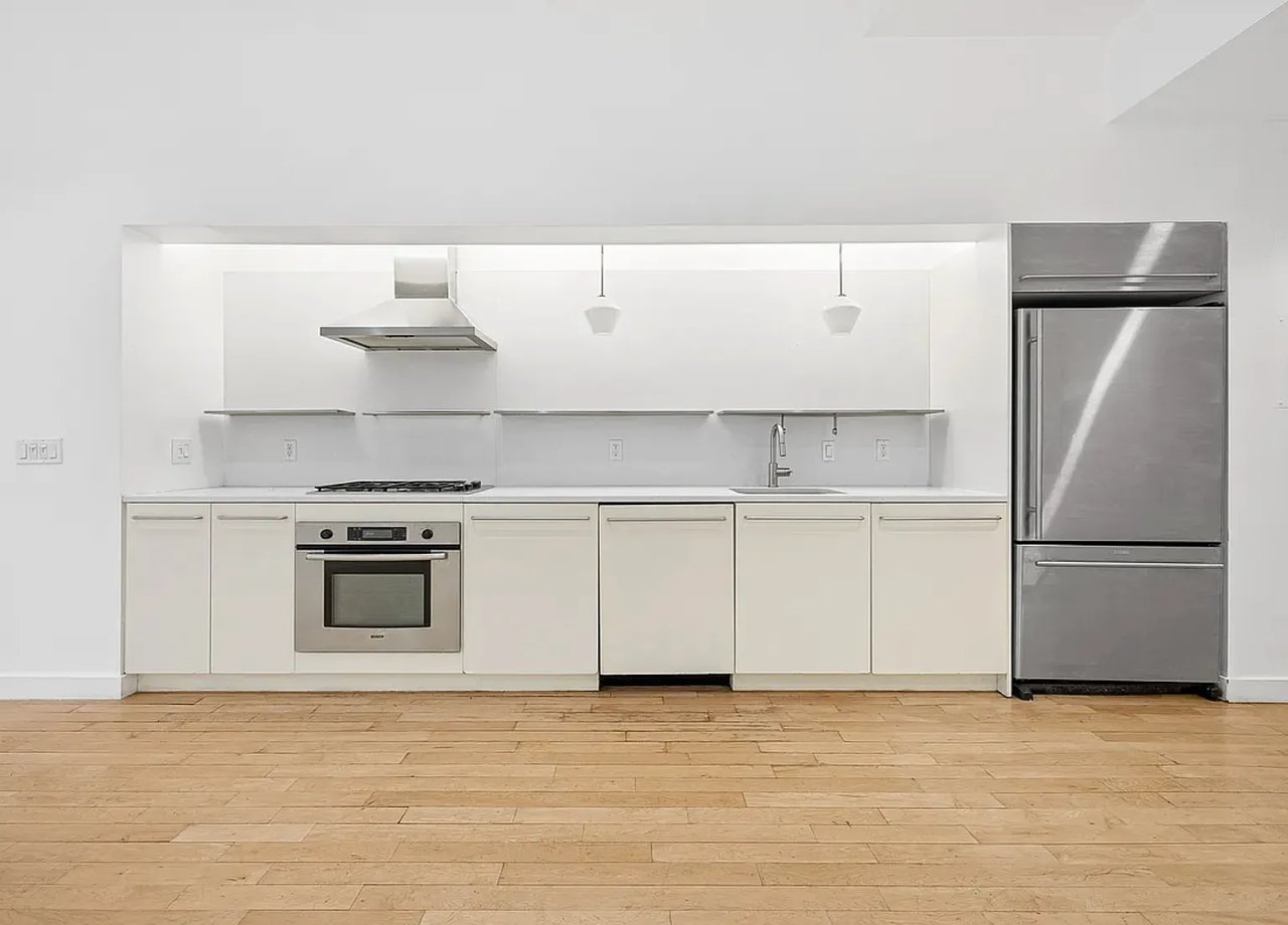 15 Broad St Unit 904