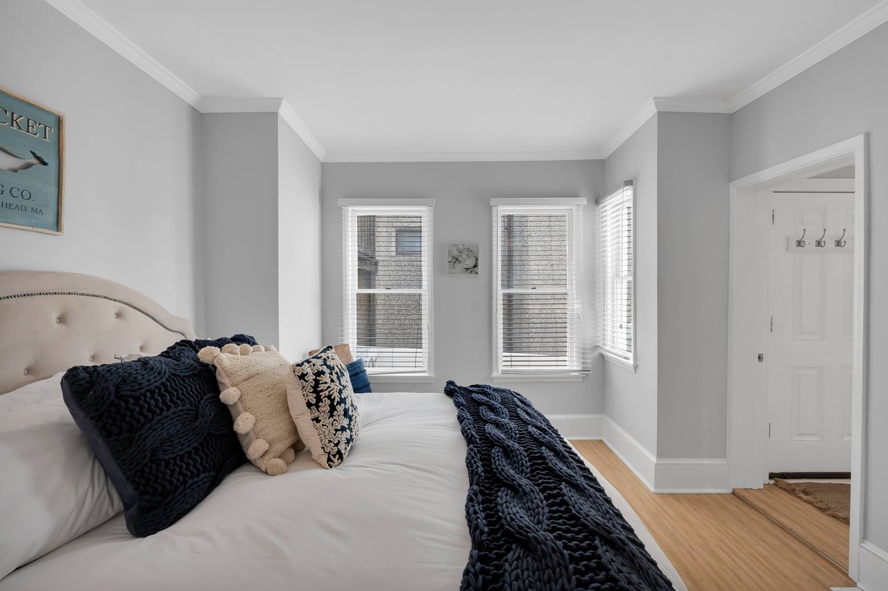 #4 Beautiful Well Design on the First Floor With Outside Deck - Just 3 Homes From Ocean, Bay Head, New Jersey