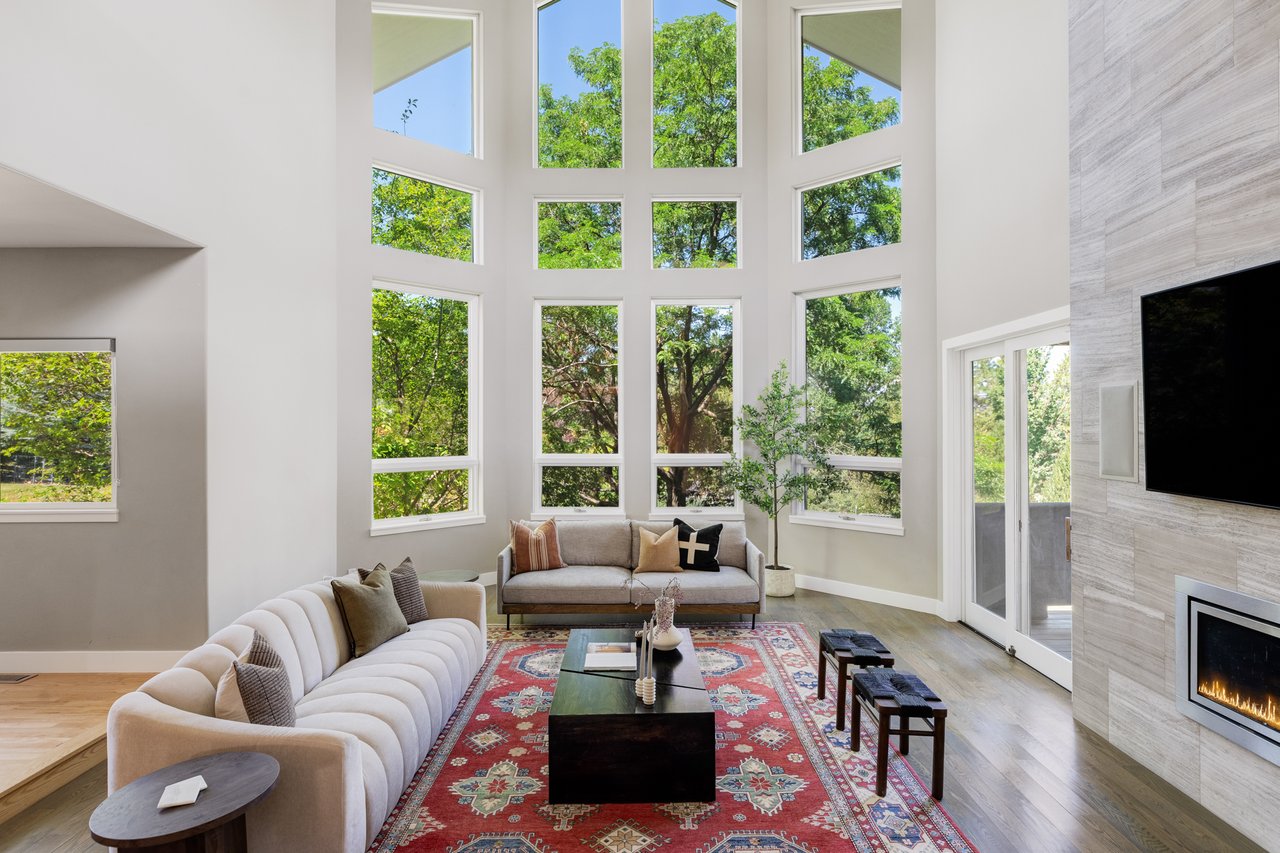 8528 Skyland Drive
