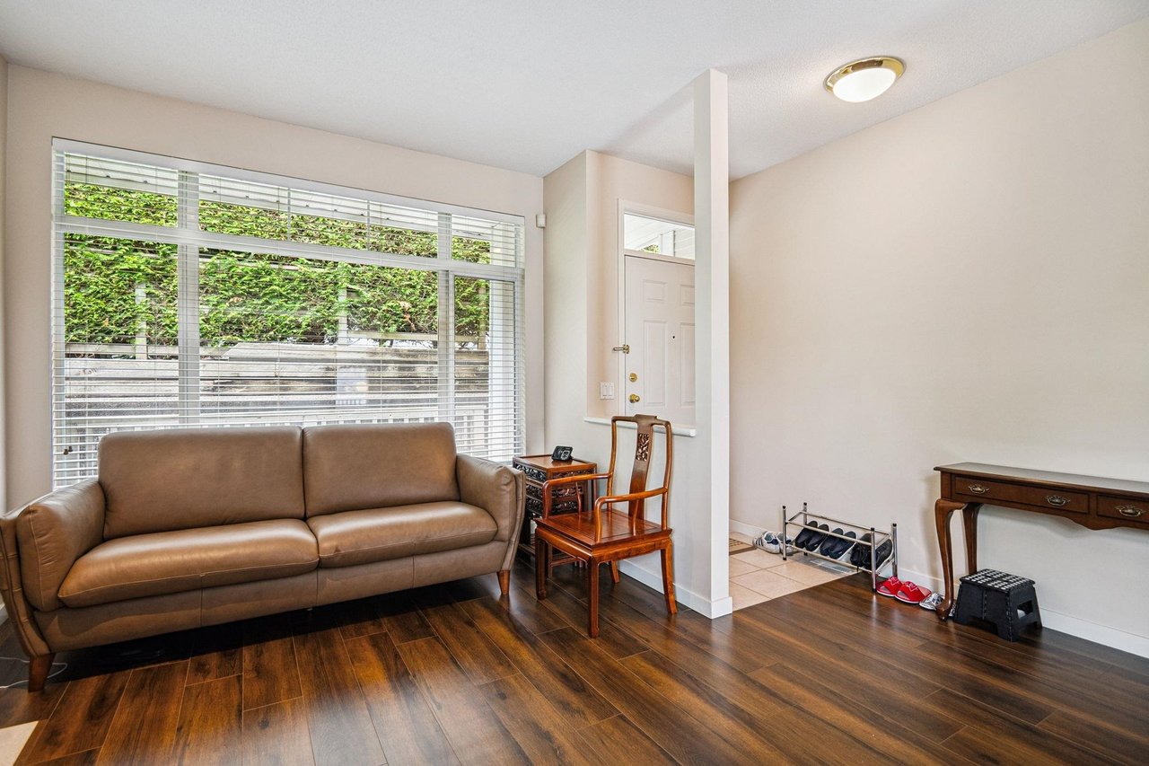1-3578 Whitney Pl