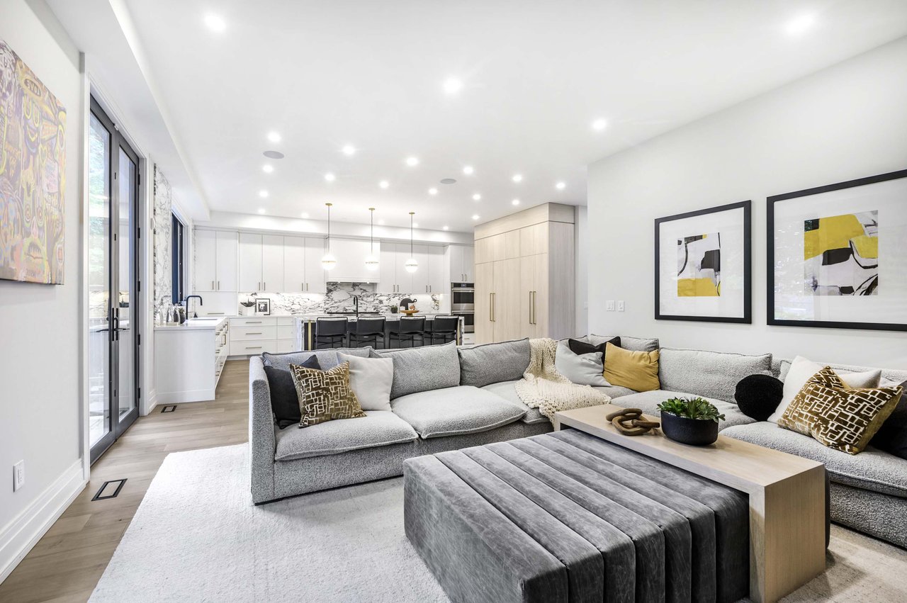 8 Manor Haven Rd 