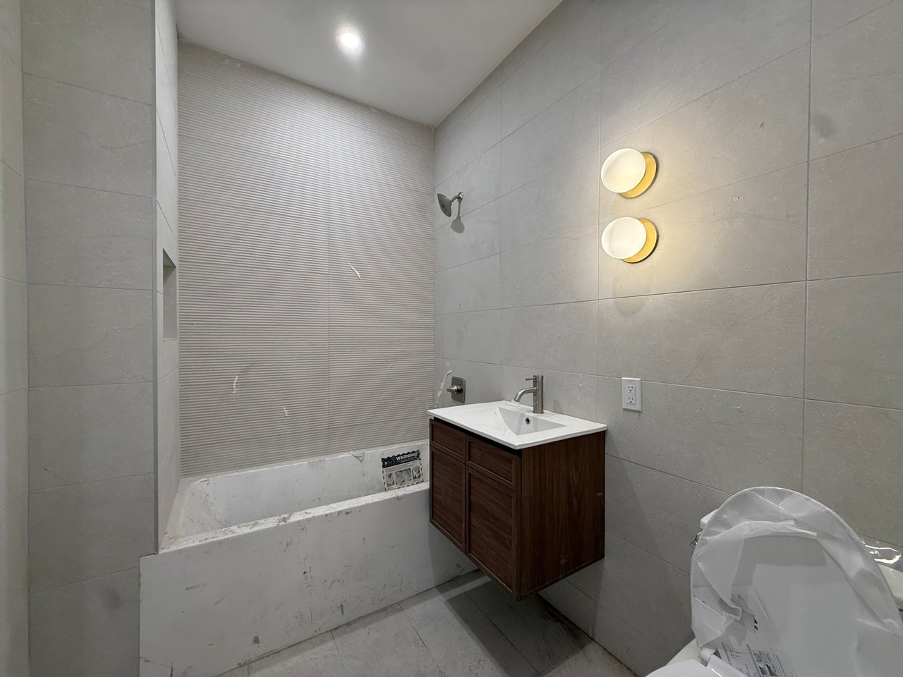 415 Himrod St Ground Floor