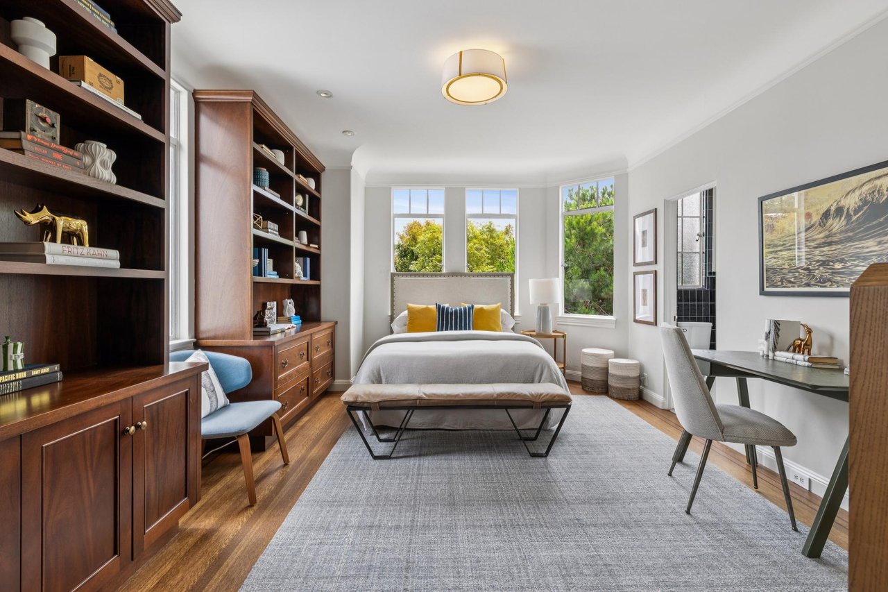 Historic Marina Boulevard Property with Stunning Views